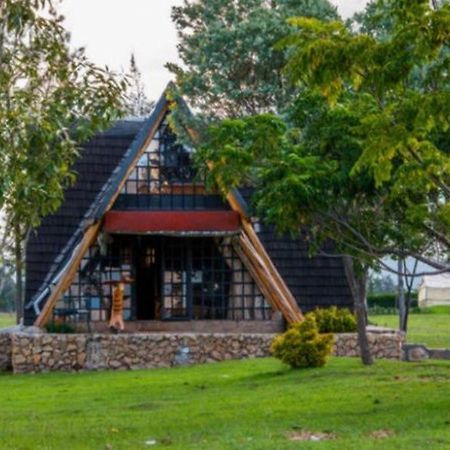 Samawati Lakeside Cottages Nyahururu Exterior photo